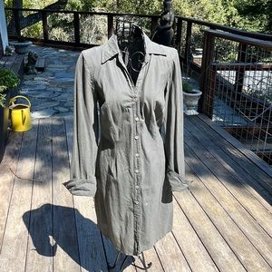 100% cotton smock dress. Timeless design. May be worn with jeans or leggings.